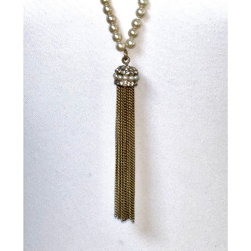 Vintage J. Crew Gold Tone Faux Pearl Chain Tassel Necklace - Picture 6 of 7